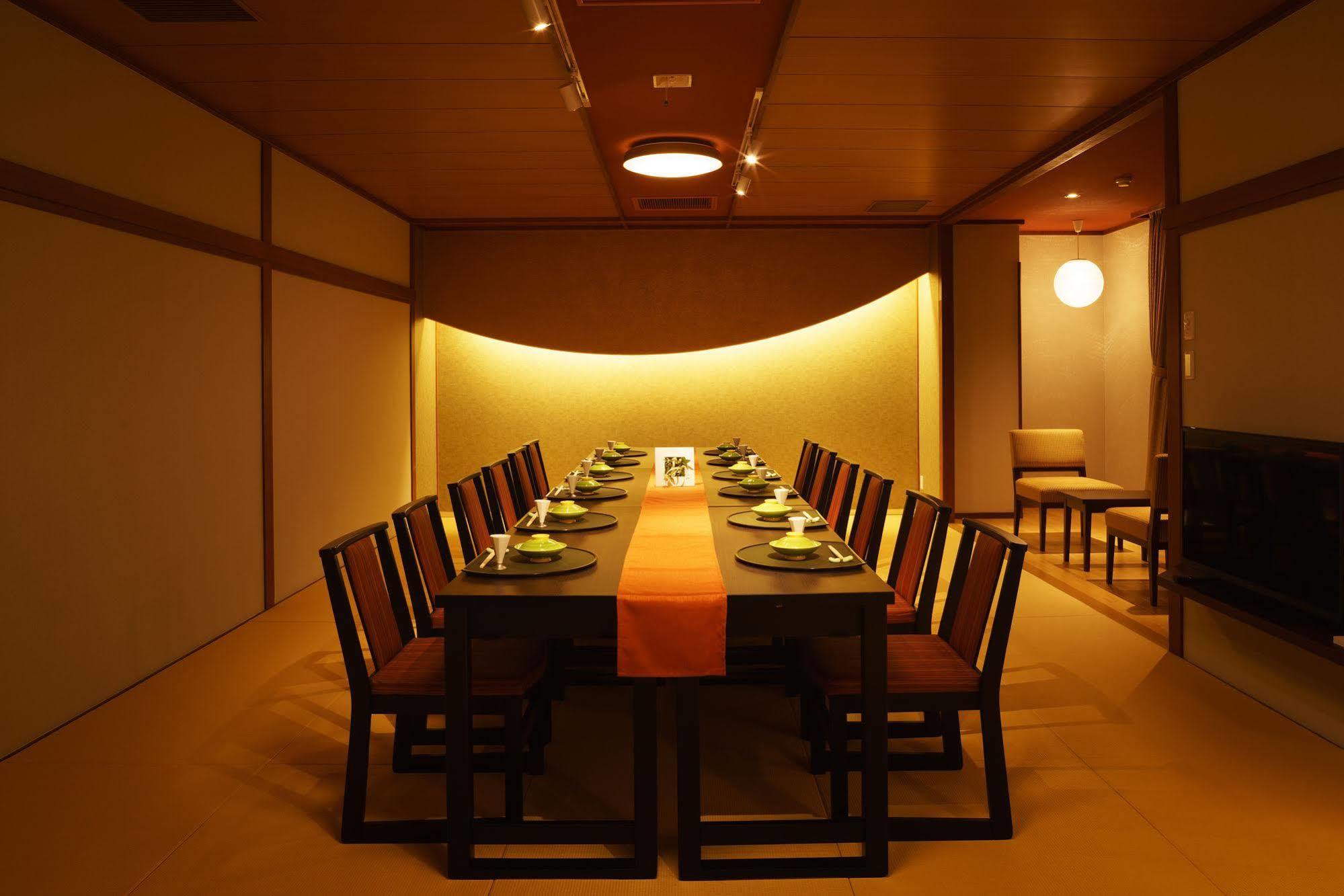 Kintarou Onsen Hotel Uozu Eksteriør billede